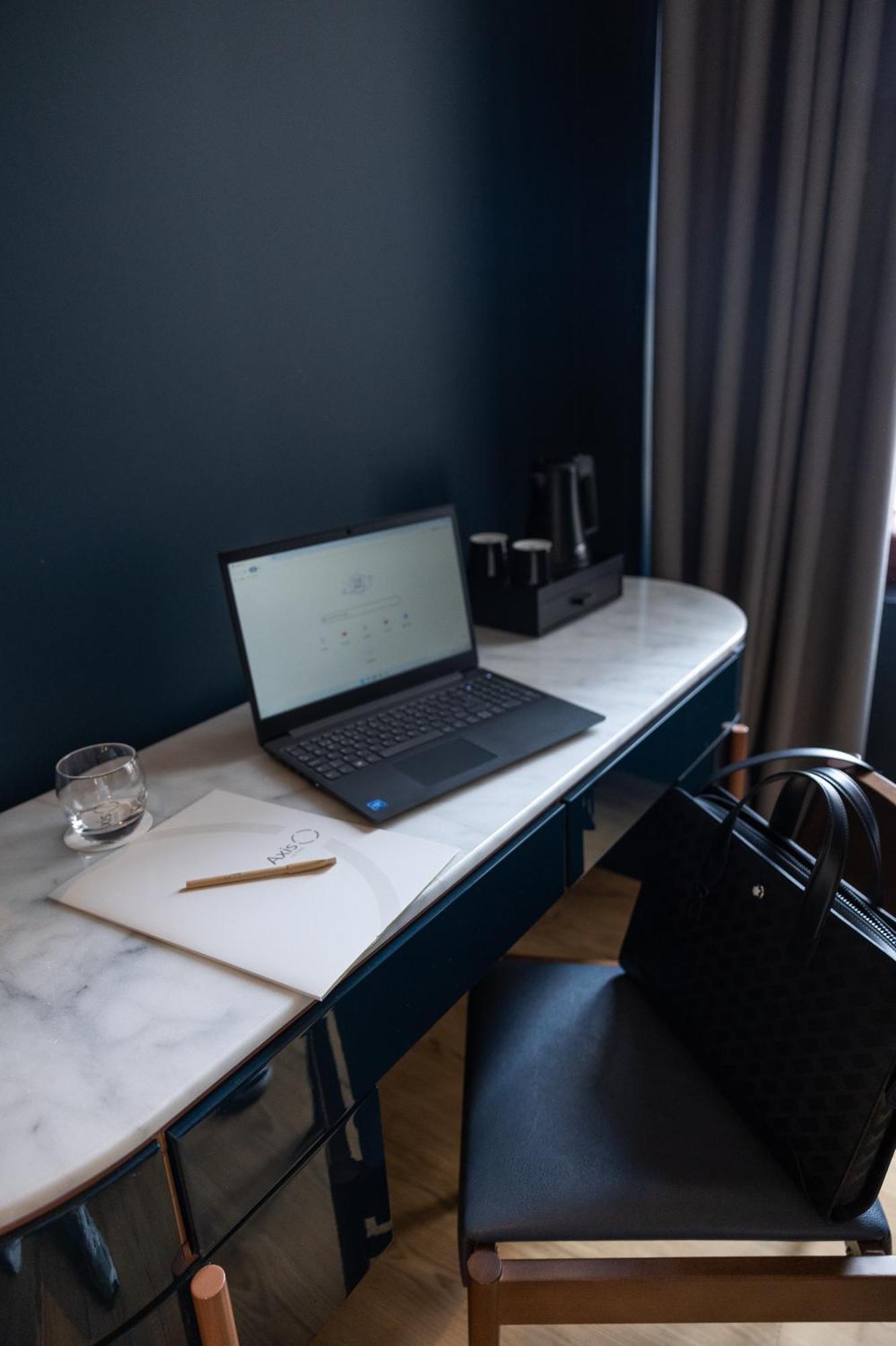 Hotel Axis Club Aliados Oporto